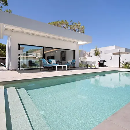 Lola Sea Villa-3